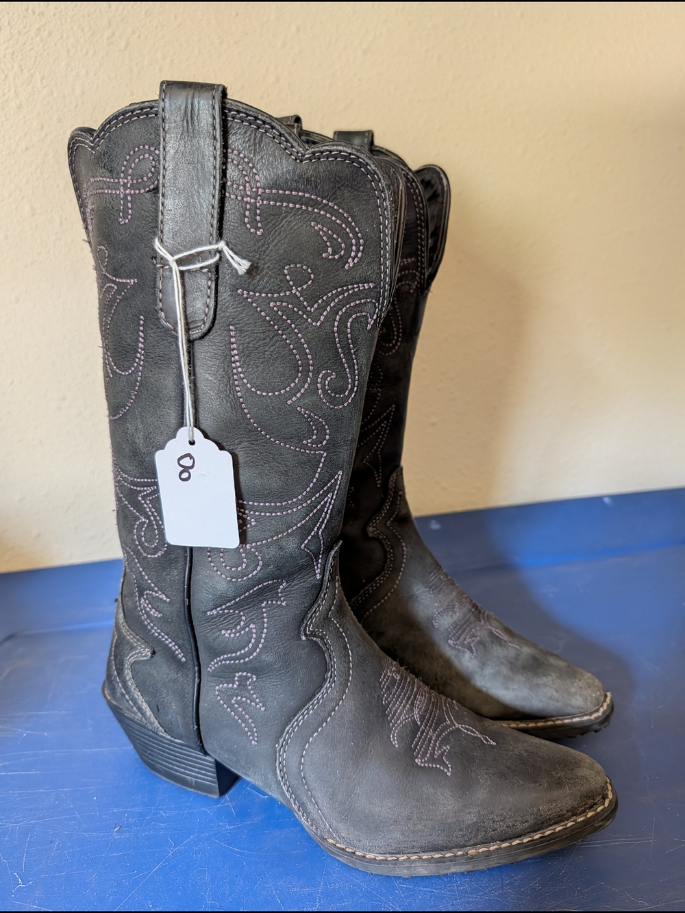 Black Heeled Western Boots. Size 8. Leather And Suede.